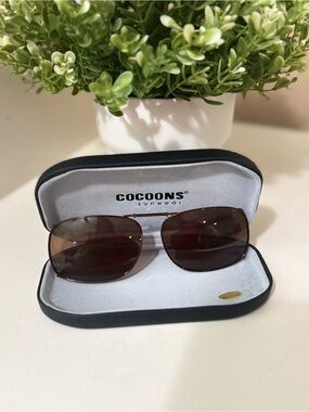 Cocoons Polarized Clip-On Sunglasses Brown Tint Rectangular with Case